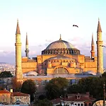 Le Safran Palace Hotel 3*