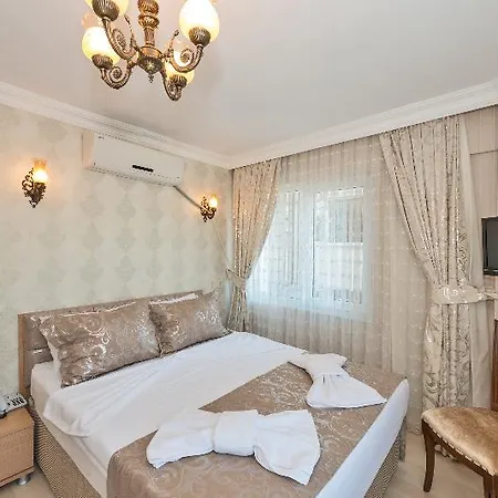 Le Safran Palace