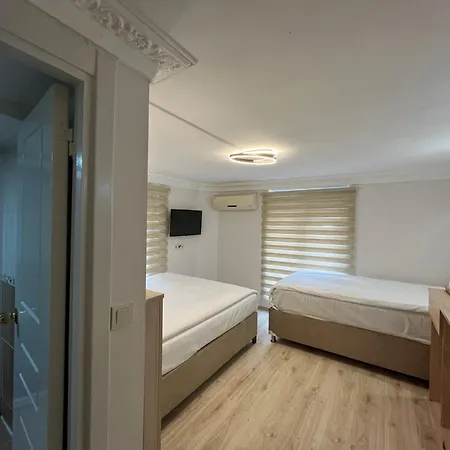 Hotel Le Safran Palace 3*