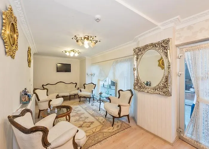 Le Safran Palace Hotell