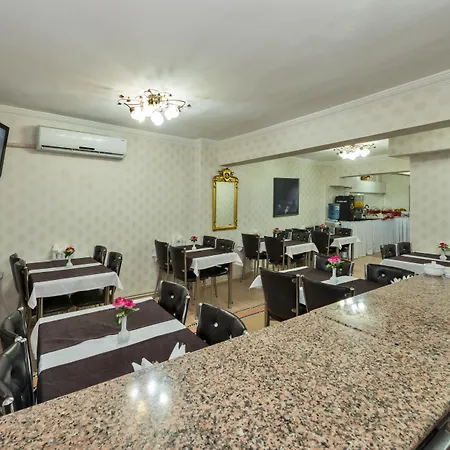 Hotel Le Safran Palace